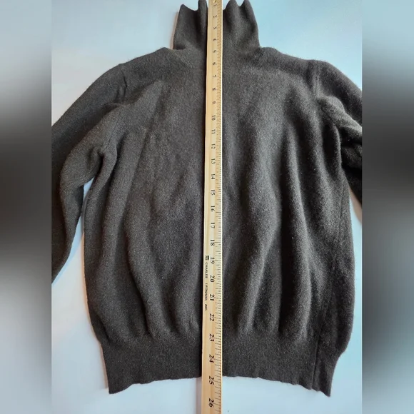 Vintage United Colors Of Benetton M Wool Angora Turtleneck Brown 2995-Bk - Picture 3 of 6